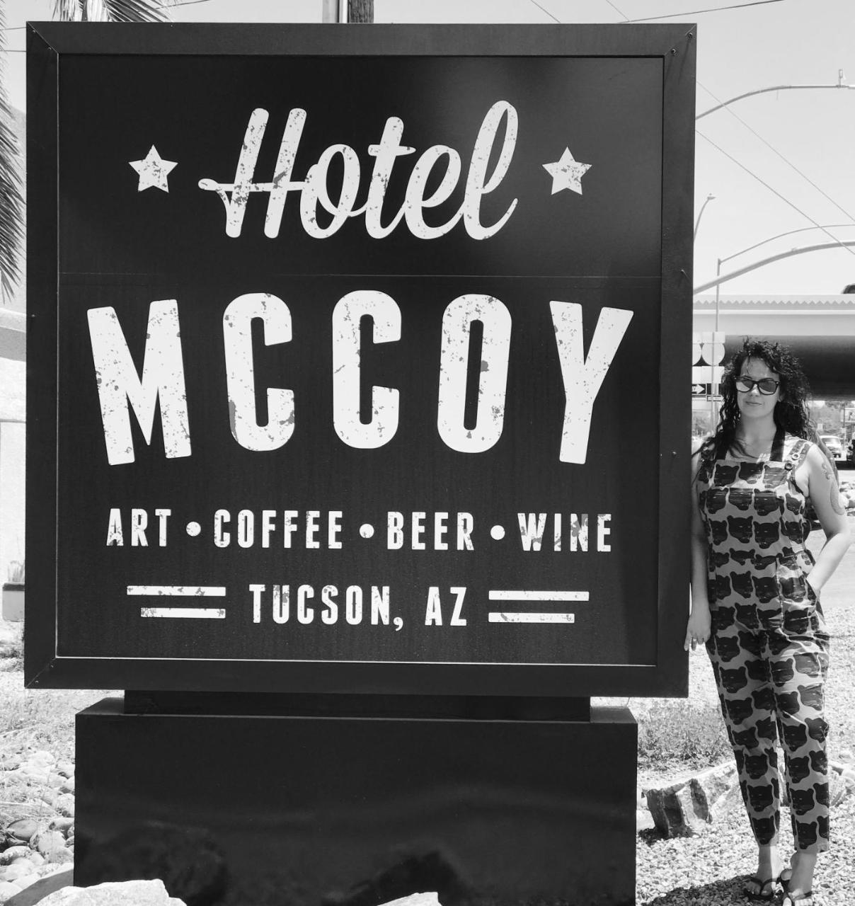 Hotel Mccoy - Art, Coffee, Beer, Wine توسن المظهر الخارجي الصورة